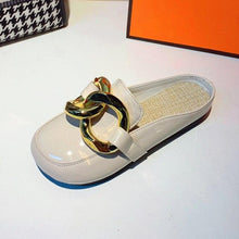 Load image into Gallery viewer, Gold Chain Women Slipper Closed Toe Slip On Mules Shoes Round Toe Low Heels Casual Slides Flat Mules Comfortable Slides Mules Shoes Ladies Slip-On Luxury Shoes
