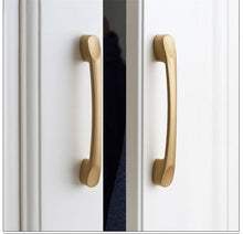 Load image into Gallery viewer, Golden Simple Fashion Aluminum Alloy Furniture Handles Bookcase Handles Wine Cabinet Handles Door Knob Handles For Cabinet Cabinet Knobs Cupboard Drawers Cabinet Dresser Bookcase Wardrobe 2.2CM
