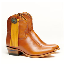 Load image into Gallery viewer, Boot Tassel
