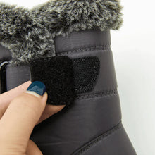 Load image into Gallery viewer, Face Winter with Style and Comfort - # BOAA73210001
