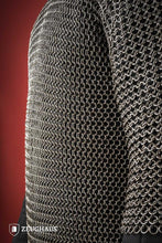 Load image into Gallery viewer, Chainmail Haubergeon Roundring 9mm Steel Oiled
