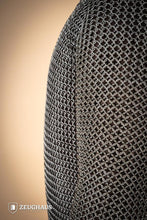 Load image into Gallery viewer, Chainmail Hauberk Roundring 9mm Steel Oiled
