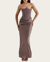 Load image into Gallery viewer, "Belle of the Ball" Dress
