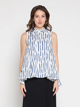 Load image into Gallery viewer, High low sleeveless printed top
