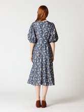 Load image into Gallery viewer, Floral Print Puff Sleeve Round Neck Long Dress - Gracia D32724
