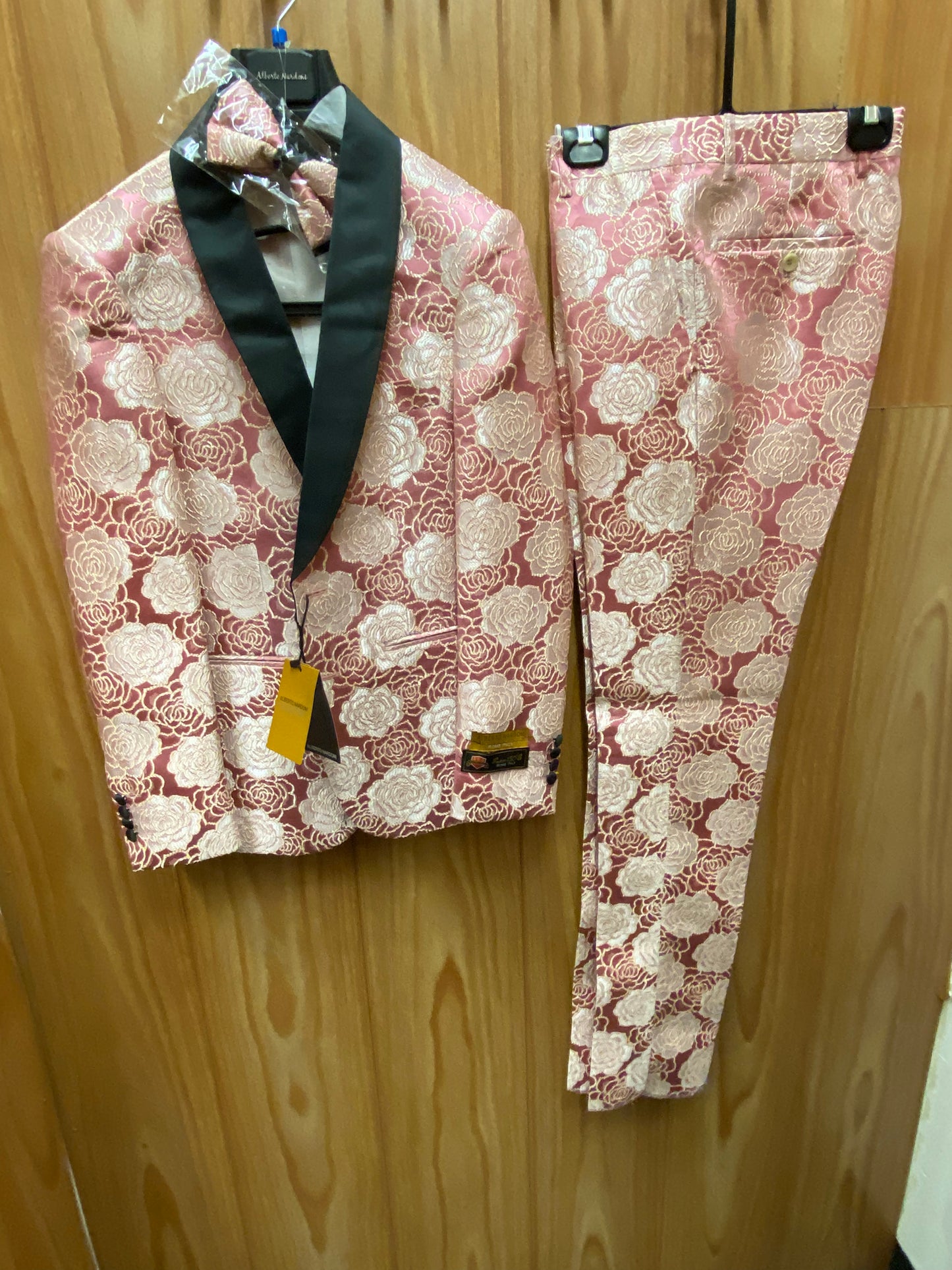 Alberto Nardoni Rose color with Rose Print 2-Piece Slim Fit Suit