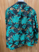 Load image into Gallery viewer, Luxury Green/Black/Gold Floral 2-Piece Modern Fit Suit
