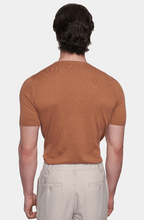 Load image into Gallery viewer, The Essential Shirt (Rust)
