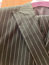 Load image into Gallery viewer, Vitali M1532-NP-PK Bottle Green Stripe 3-Piece Modern Fit Suit
