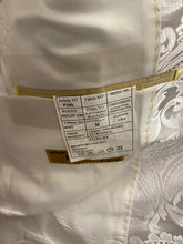 Load image into Gallery viewer, Luxury White Paisley Print 2-Button Modern Fit Blazer
