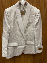 Load image into Gallery viewer, Luxury White Brocade Print 1-Button Modern Fit Blazer
