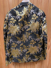 Load image into Gallery viewer, Luxury Black/Gold Floral 2-Piece Modern Fit Suit

