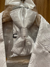 Load image into Gallery viewer, Luxury White Paisley Print 2-Button Modern Fit Blazer
