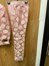 Load image into Gallery viewer, Alberto Nardoni Rose color with Rose Print 2-Piece Slim Fit Suit
