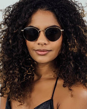 Load image into Gallery viewer, HALSEY SUNGLASSES
