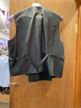 Load image into Gallery viewer, Vitali M1532-NP-PK Bottle Green Stripe 3-Piece Modern Fit Suit
