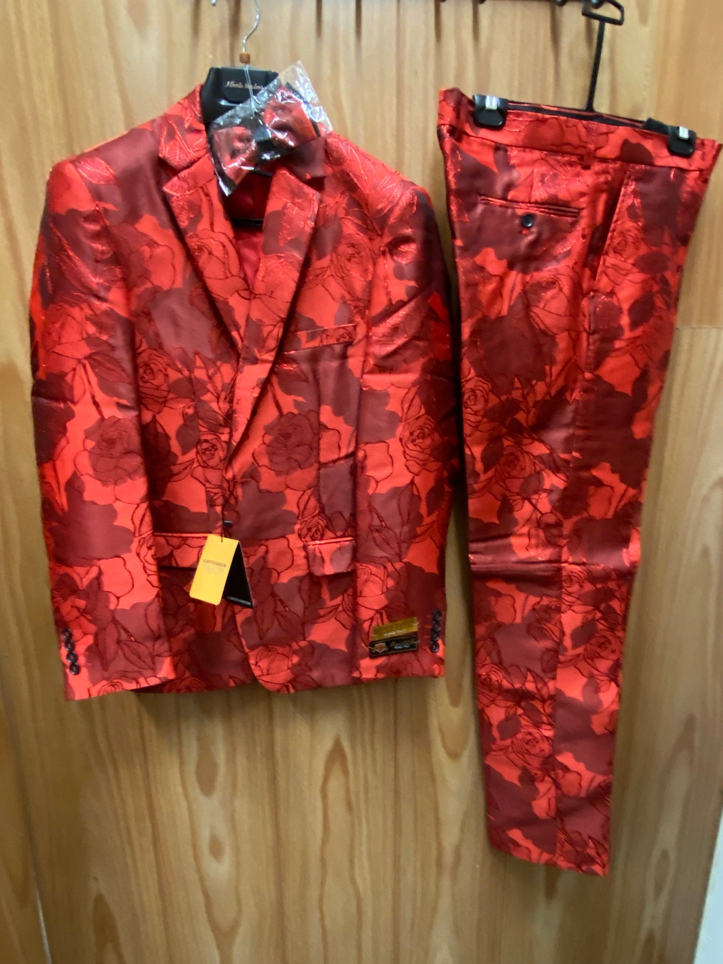 Alberto Nardoni Red Floral 2-Piece Slim Fit Suit