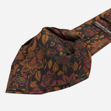 Load image into Gallery viewer, Calvino - Printed Madder Silk Tie - Black
