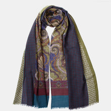 Load image into Gallery viewer, Aosta - Wool Scarf - Olive Green
