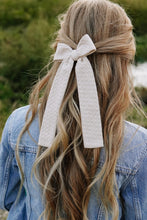 Load image into Gallery viewer, Ivory - Lady Hair Bow
