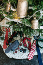 Load image into Gallery viewer, Classic Christmas Boys Tie
