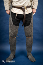 Load image into Gallery viewer, Chainmail Chausses Flatring Riveted 9mm Stainless Steel
