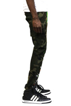 Load image into Gallery viewer, Wildstone Limited Premium Washed Mixed Camo Half and Half Skinny Twill Pants.
