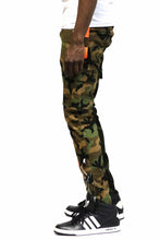 Load image into Gallery viewer, Wildstone Limited Premium Washed Mixed Camo Half and Half Skinny Twill Pants.
