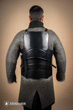 Load image into Gallery viewer, Cuirass Champion Burnished
