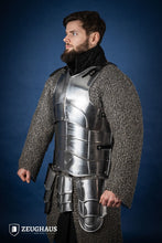 Load image into Gallery viewer, Cuirass Champion Polished

