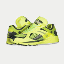 Load image into Gallery viewer, LA Gear Men's Catapult Light-Up x Glow Lowtop | Neon Yellow x Black
