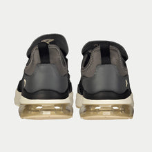 Load image into Gallery viewer, LA Gear Men’s Runyon Lowtop | Black x Gray

