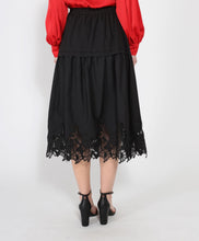Load image into Gallery viewer, Lace Hem Elastic Waist Skirt
