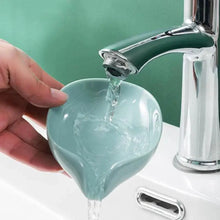 Load image into Gallery viewer, Leaf Shape Soap Box Drain Soap Holder Box Bathroom Accessories Toilet Laundry Soap Box Tray Gadgets Soap Holder Leaf-Shape Self Draining Soap Dish Holder Not Punched Easy Clean Bar Soap Holder With Suction Cup Soap Dish Suitable For Bathroom Kitchen

