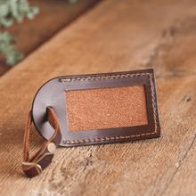 Load image into Gallery viewer, Full Grain Leather Luggage Tag
