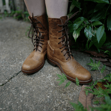 Load image into Gallery viewer, Light Brown Victorian Ankle Boots
