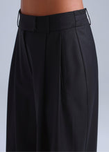 Load image into Gallery viewer, Broadway Liza Wide-Leg Virgin Wool Pants in Deep Black
