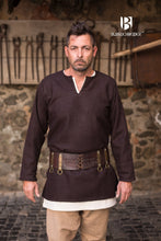 Load image into Gallery viewer, Wool Tunic Lodin Brown

