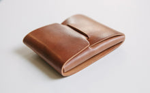 Load image into Gallery viewer, Johnny Wallet - Natural Shell Cordovan
