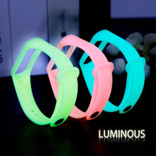 Load image into Gallery viewer, Luminous Glowing Silicone Wrist Strap For Smart Watch Bands Replacement Bracelet Soft Silicone Watch Strap Glow-in-Night Safety And Children Anti-Scratch Protective Watch Bands
