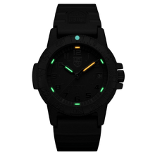 Load image into Gallery viewer, Leatherback SEA Turtle, 39 mm, Outdoor Watch, Blackout
