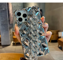 Load image into Gallery viewer, Luxury Glitter Rhinestones Wrist Bracelet Chain Case For iPhone 14 13 11 12 Pro Max X XR XS 7 8 Plus Detachable Metal Bracelet Luxury Chain Case for iPhone
