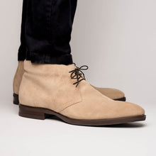 Load image into Gallery viewer, 46-592-SND MARCO Suede Calfskin Chukka Boot Sand
