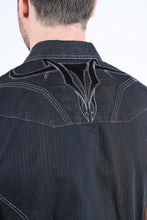 Load image into Gallery viewer, Mens Embroidery Modern Fit Stretch Short Sleeve Shirt
