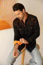 Load image into Gallery viewer, Mens Vintage Washed 2-tone Embroidery Modern Fit Stretch Shirt
