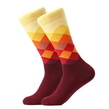 Load image into Gallery viewer, Men Cotton Socks Gradient Color Summer Style Long Wedding Sock Men  Knee High Business Socks Man Socks Men's Ladies Novelty Bright Colorful Patterned Cotton Socks
