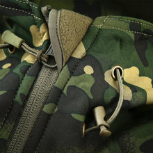 Load image into Gallery viewer, Men Green Autumn Camouflage Jacket Men's Lightweight Water-Resistant Jacket Tactical Clothing  Male Camouflage Windbreaker Breathable Outdoor Snow Jacket
