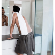 Load image into Gallery viewer, Men Plush Fleece Wrap Spa Gym Bath Wrap Solid Color Classy Design Bathrobes With Pocket Trendy Men's Bath Wrap
