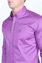 Load image into Gallery viewer, Men’s Single Pocket Logo Modern Fit Stretch Dress Shirt - Mauve
