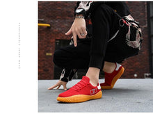 Load image into Gallery viewer, Men's Black Sneakers Mesh Breathable Shoes Male Fashion Black Athletic Footwear Flat Casual Walking Shoes Breathable Casual Shoes Couple Fashion Lace Up Mens Sneakers
